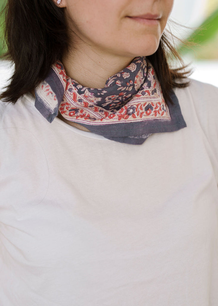 BINDI ATELIER - Petit foulard / Sarika Brume